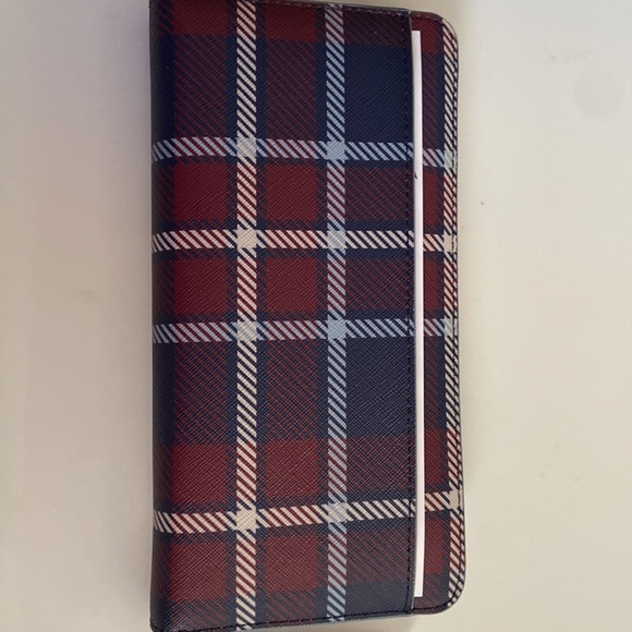 kate spade NY Laurel Travel Plaid Wallet - Picture 4 of 10